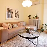 Vibrant Flat With Excellent Location In Beyoglu 伊斯坦布尔
