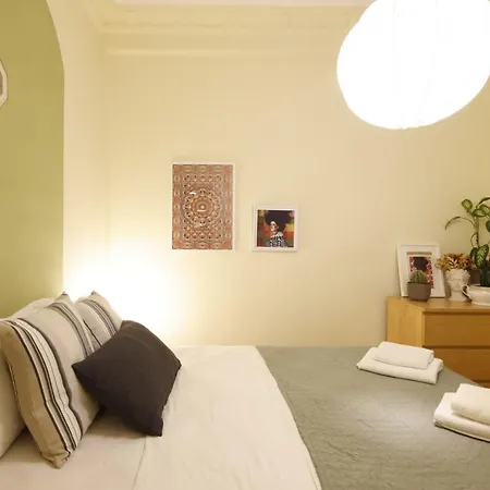 公寓 Vibrant Flat With Excellent Location In Beyoglu