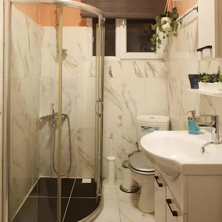 Vibrant Flat With Excellent Location In Beyoglu Istambul